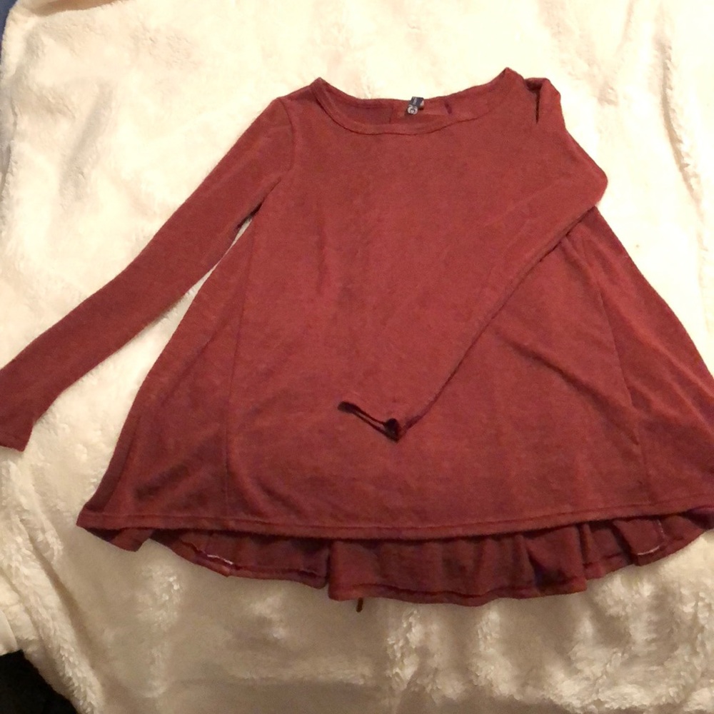 Long sleeve maroon sweater